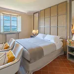 בית כפרי Relais Farinati - Adults Only לוקה
